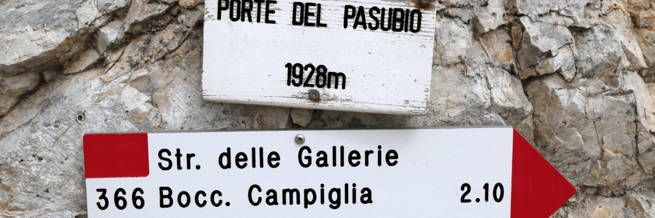 Trekking tra le 52 gallerie del Pasubio sulle orme della Grande Guerra (Vicenza)