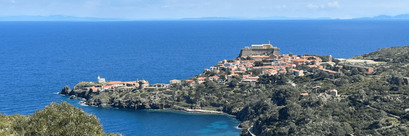 IL CUORE SELVAGGIO DELL’ARCIPELAGO – Viaggio Trekking nell’isola di Capraia